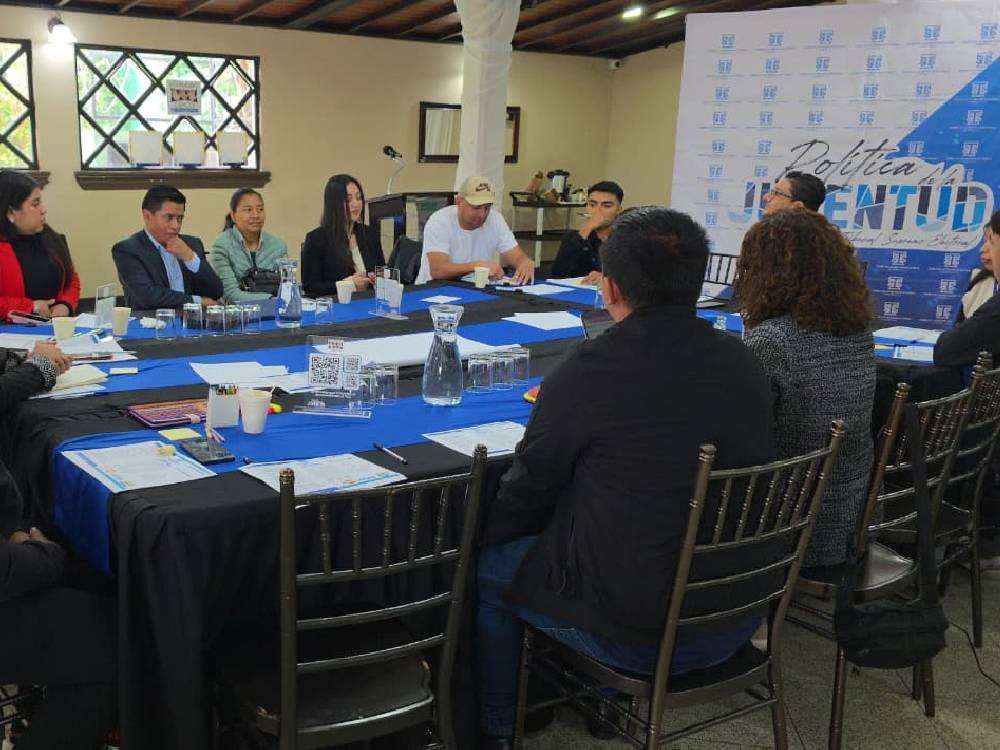Promueven la participación de los jóvenes en la vida cívica y política del país 
