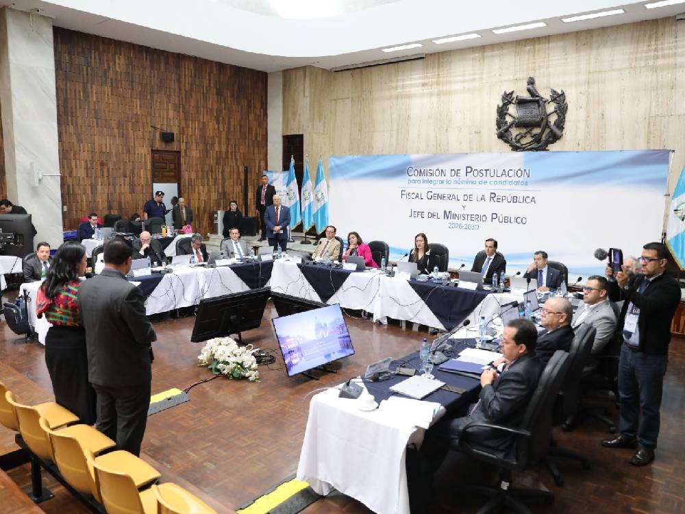 Publican la nómina de 59 aspirantes a fiscal general y jefe del MP