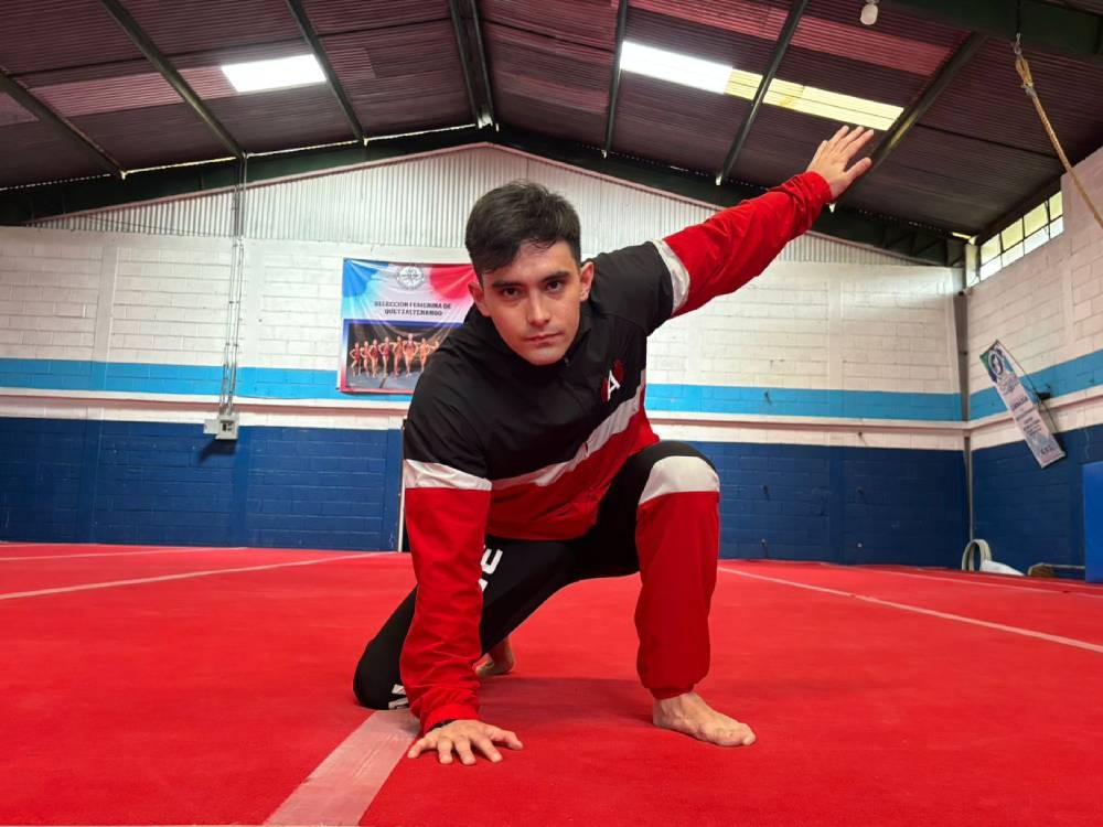 Quetzalteco representará al país en evento más importante de Tricking en Estados Unidos