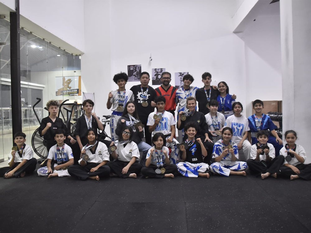 Quetzaltecos brillan en el torneo de kickboxing El Gran Jaguar con más de 90 medallas obtenidas