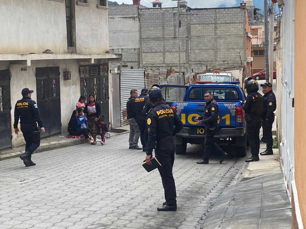 Por muerte de mujeres en zona 1 de Xela, realizan allanamiento 