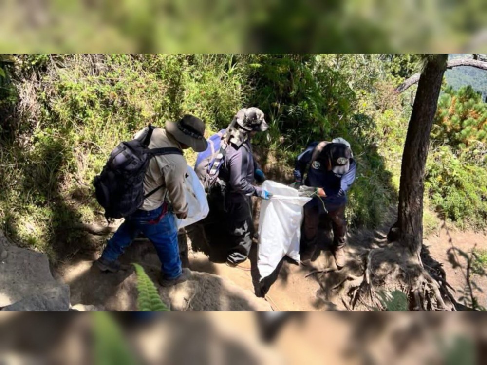 Realizan jornada de limpieza en el volcán Santa María