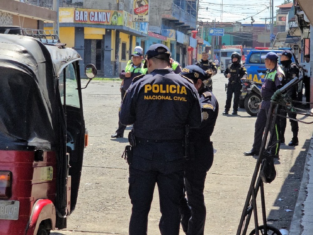 Realizan operativos de seguridad en Mazatenango