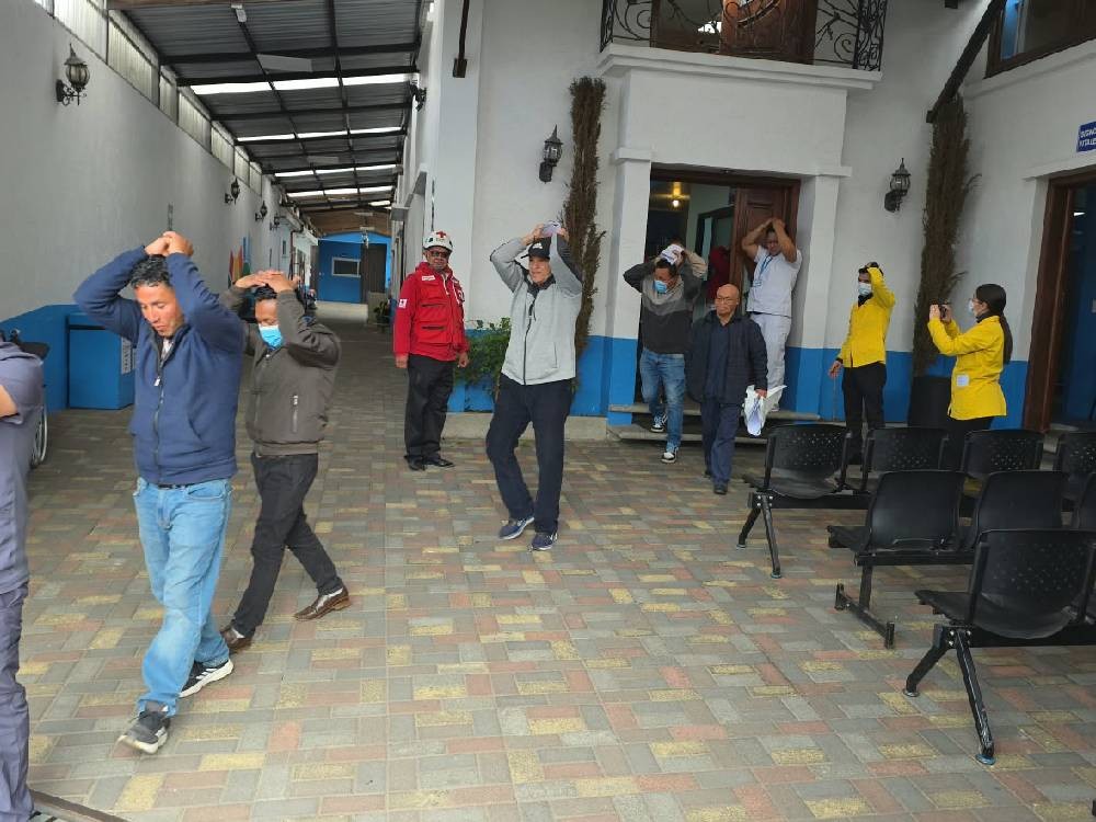 Realizan simulacro de sismo con personal del IGSS en San Pedro Sacatepéquez