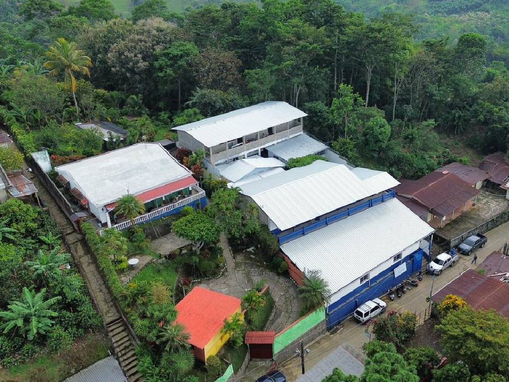 Remozamiento de Escuela beneficia a más de 300 alumnos de caserío de Colomba Costa Cuca