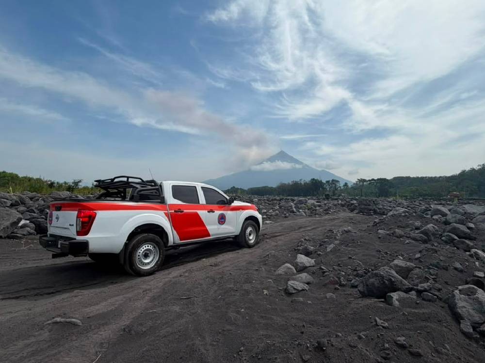 Restringen acceso al volcán de Acatenango por incremento de actividad del volcán de Fuego