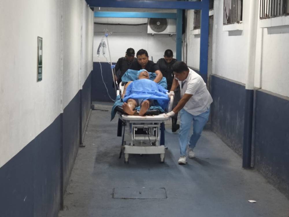 Riña en el Centro Preventivo de Mazatenango deja un recluso gravemente herido y a un colombiano consignado