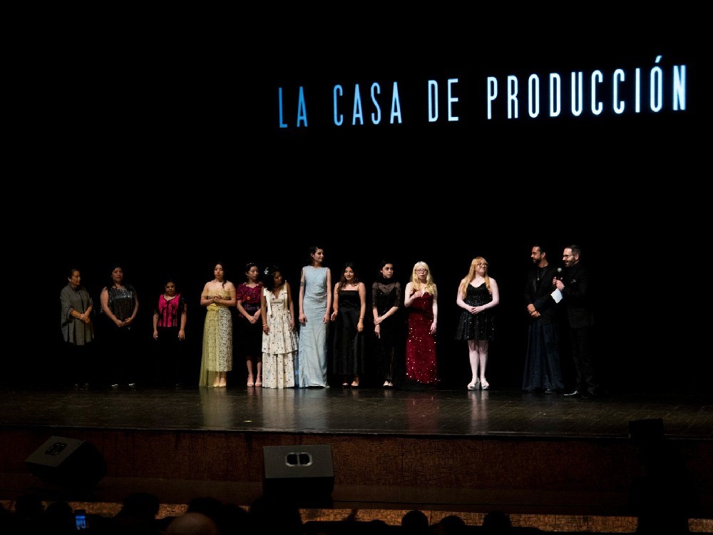 “Rita” se gana los aplausos y elogios en su estreno mundial