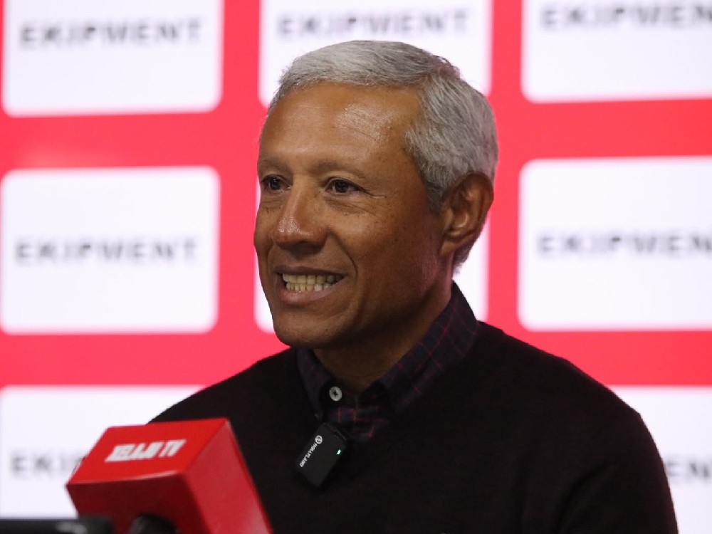 Roberto Hernández "Cada vez vamos viendo un mejor equipo, se acerca a lo que quiero" 