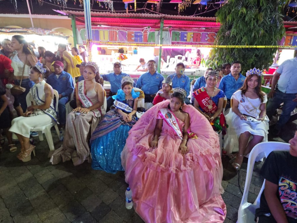 San Lorenzo Suchitepéquez ya tiene Reinita Infantil en honor a la Virgen de Candelaria