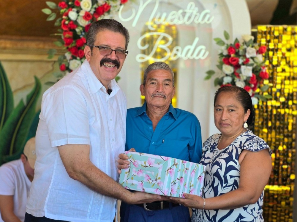 Se dan el “sí” en el mes del amor