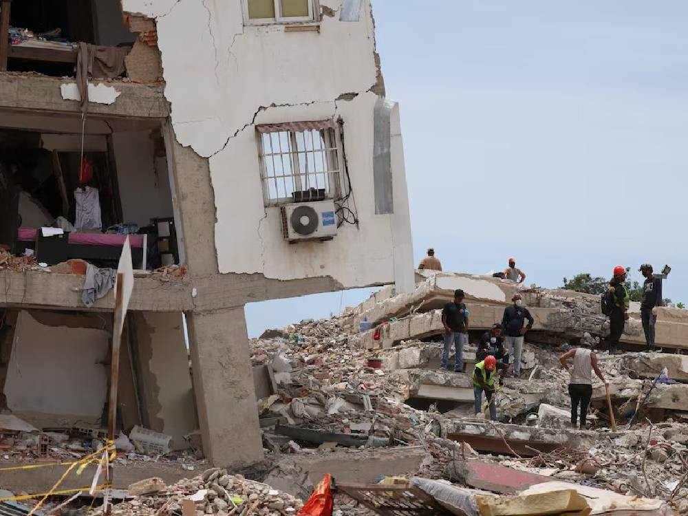 Se eleva a 3 mil 899 la cifra de fallecidos por los terremotos en Venezuela