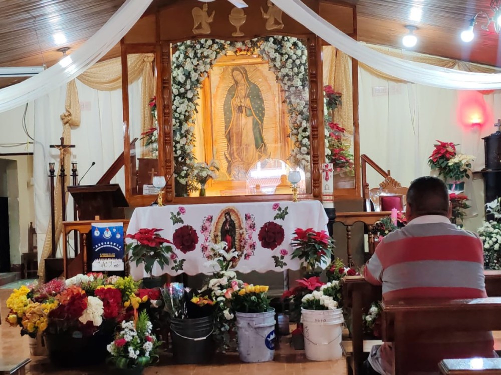 Se preparan para celebrar a la Virgen de Guadalupe