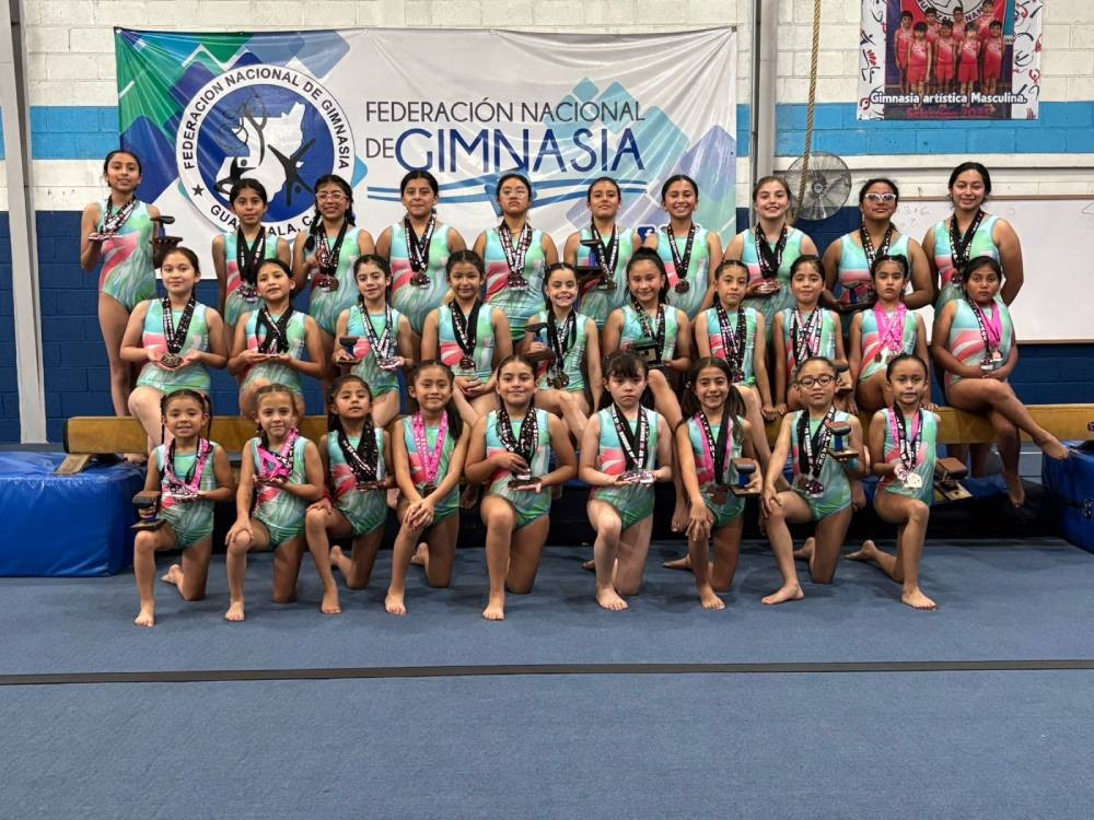 Selección de gimnasia de Xela brilla en evento internacional