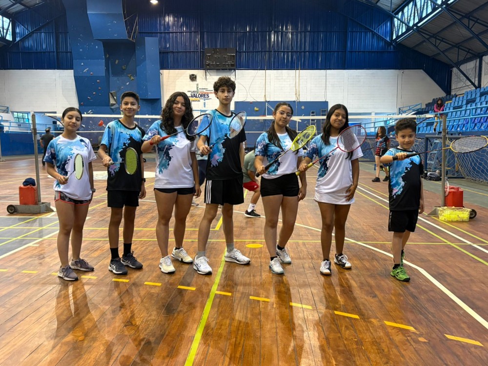 Seleccionados de Xela rumbo en evento internacional Junior de Bádminton