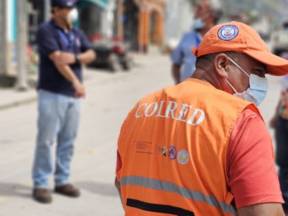 Socializan medidas preventivas por actividad volcánica en El Palmar