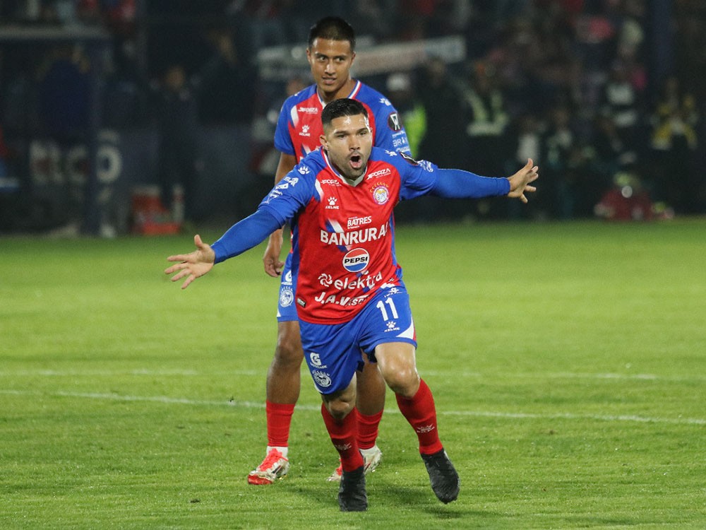 Steven Cárdenas “Esa es mi celebración, lo estaba imaginando así, en casa y con nuestra afición”