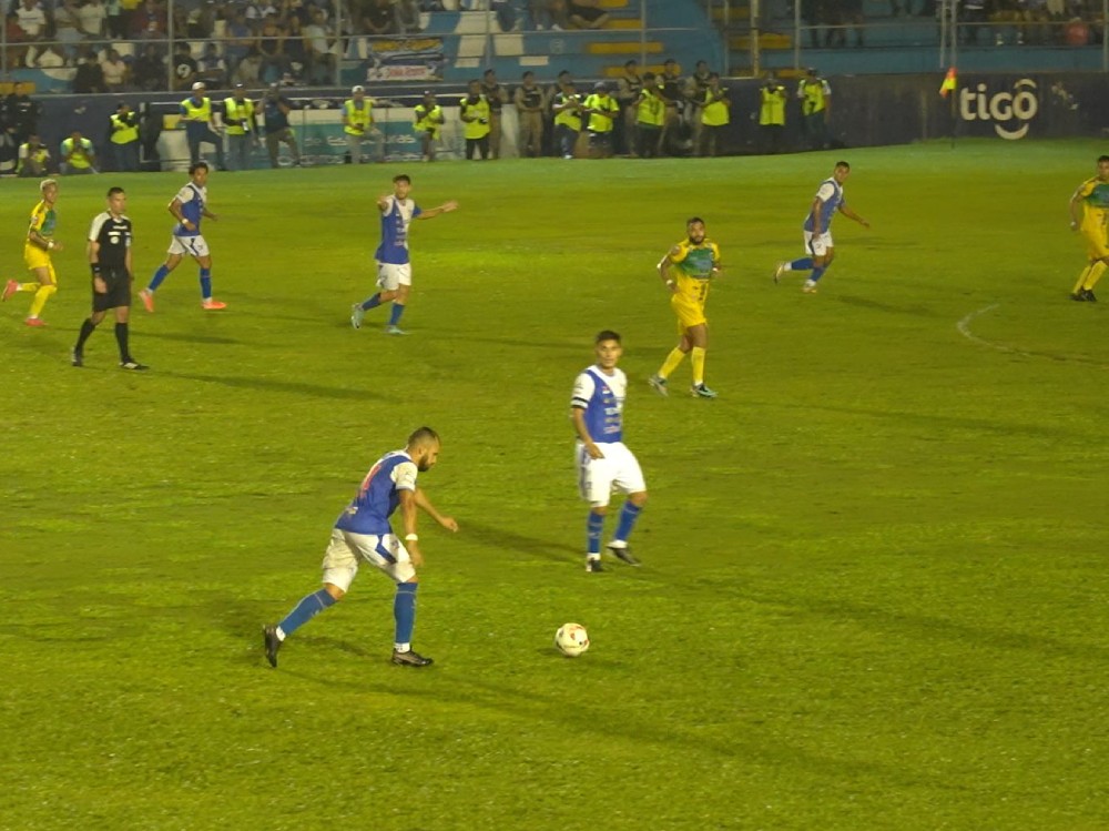 Suchitepéquez saca mínima ventaja ante Chiquimulilla y definirá su pase a semifinales en la vuelta