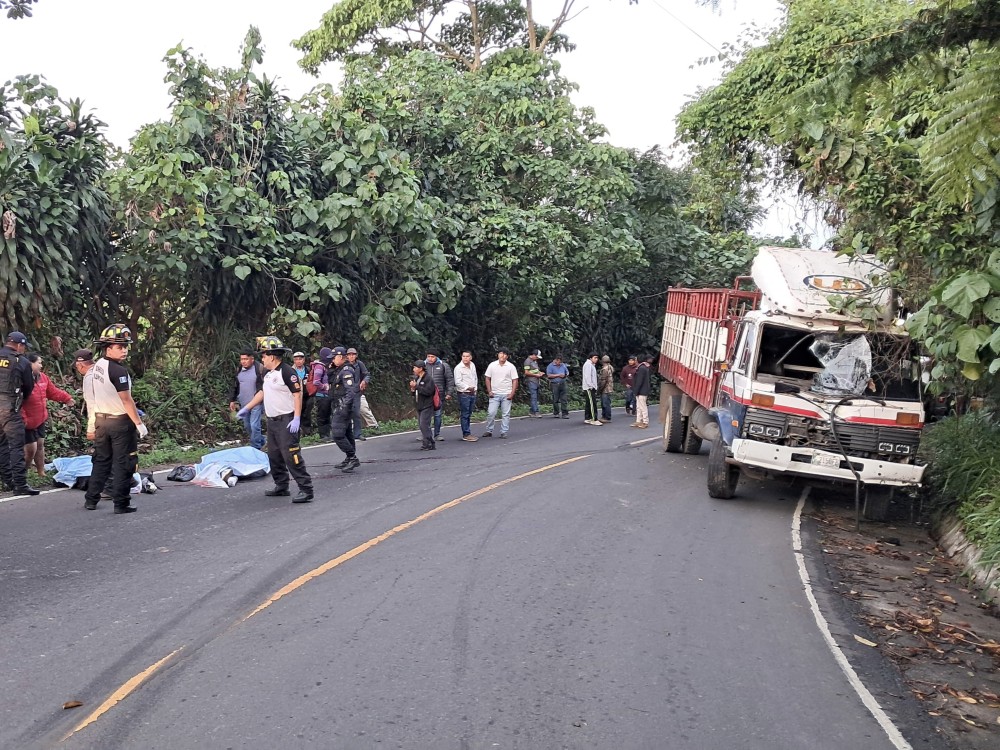 Trágico accidente cobra la vida de dos personas