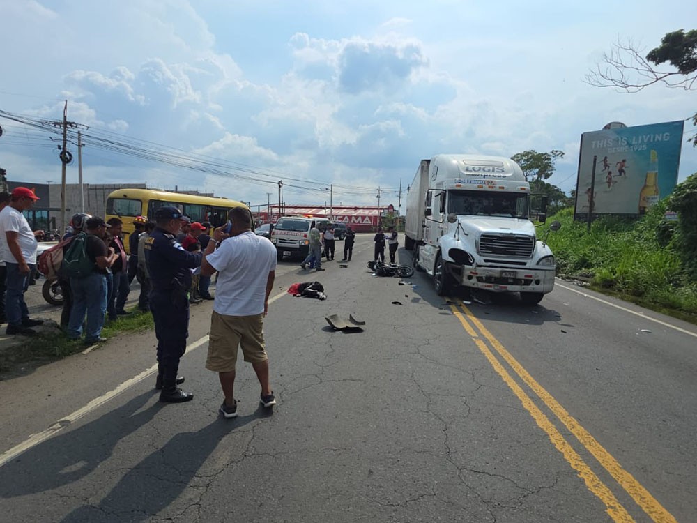Trágico accidente en Mazatenango deja un joven fallecido y otro herido