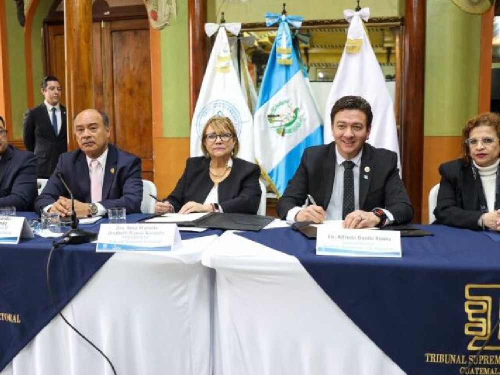 TSE fortalece empadronamiento de guatemaltecos dentro y fuera del país