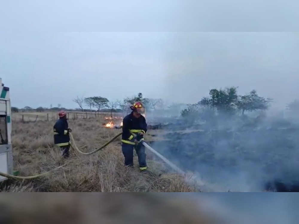 Un incendio forestal consume 40 cuerdas de terreno 