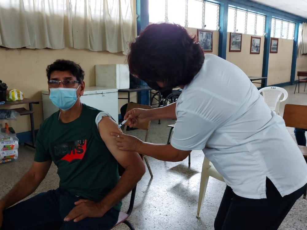  Un municipio de Suchitepéquez es el que tiene menor cobertura de la vacuna anticovid