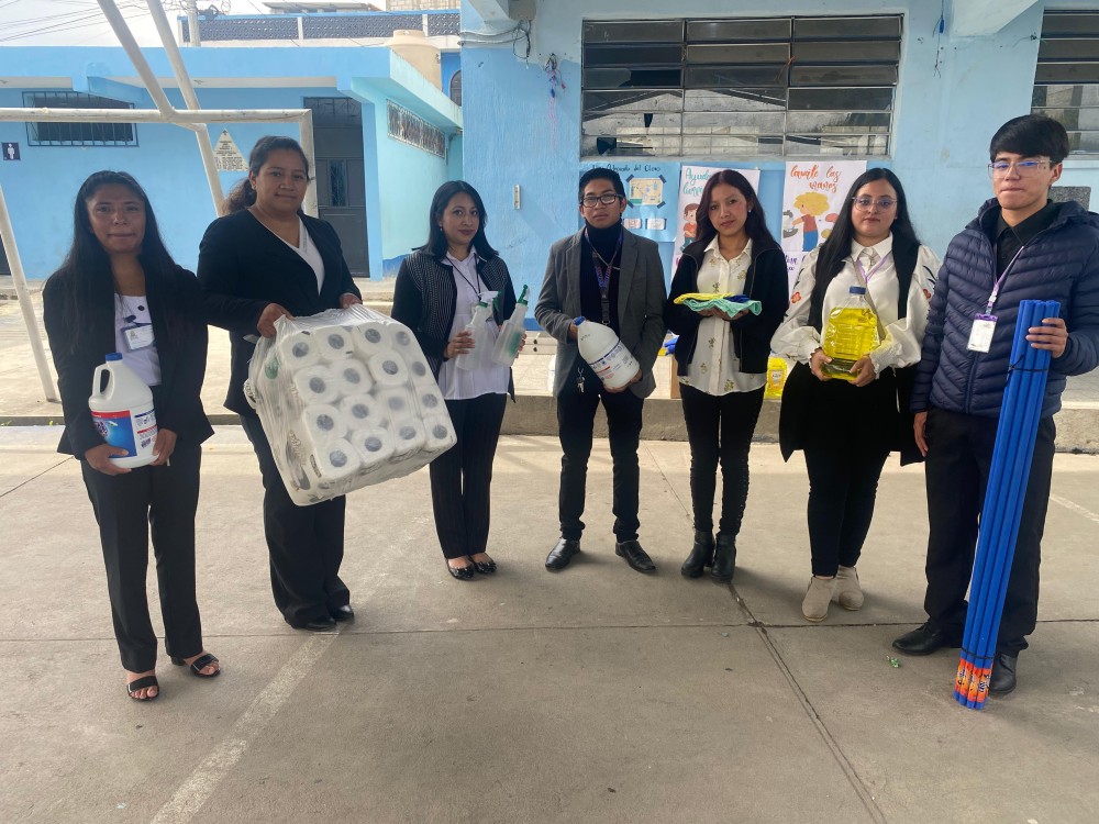 Universitarios promueven buenas prácticas de la higiene y limpieza en escuela de Salcajá