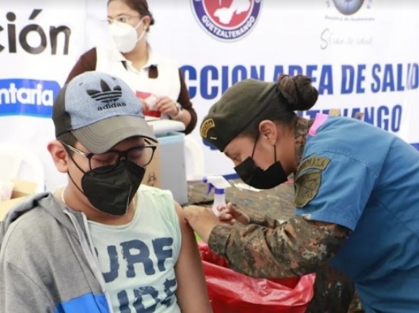 Vacunación contra el coronavirus no se detendrá durante festividades de independencia
