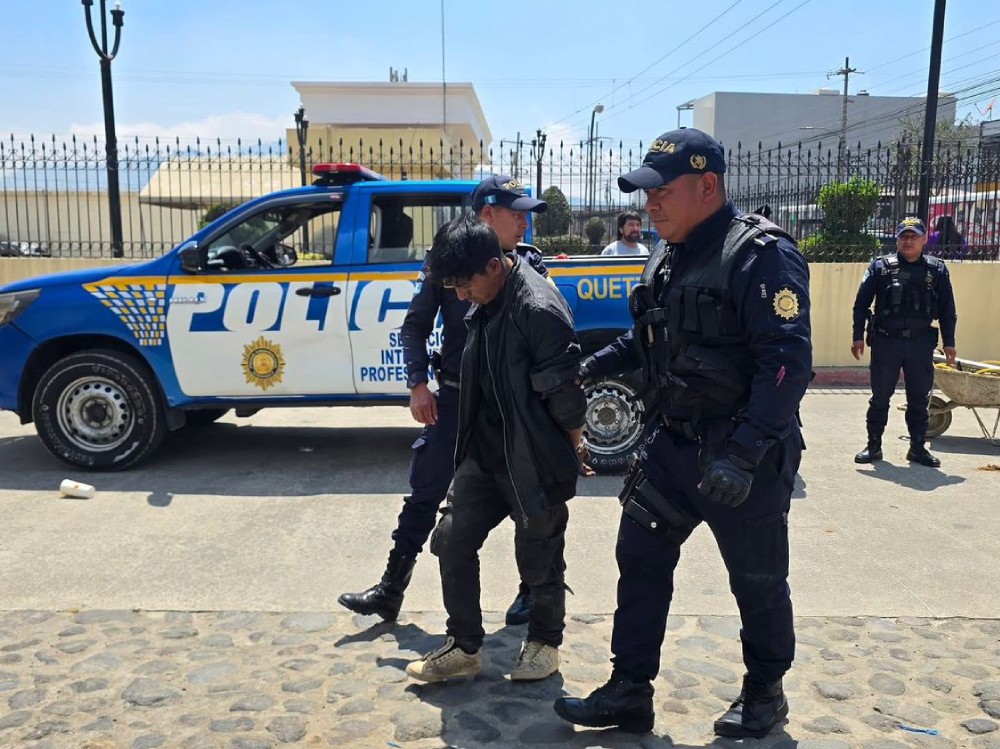 Vecinos logran la detención de un hombre señalado de robar en una vivienda en Salcajá, Quetzaltenango