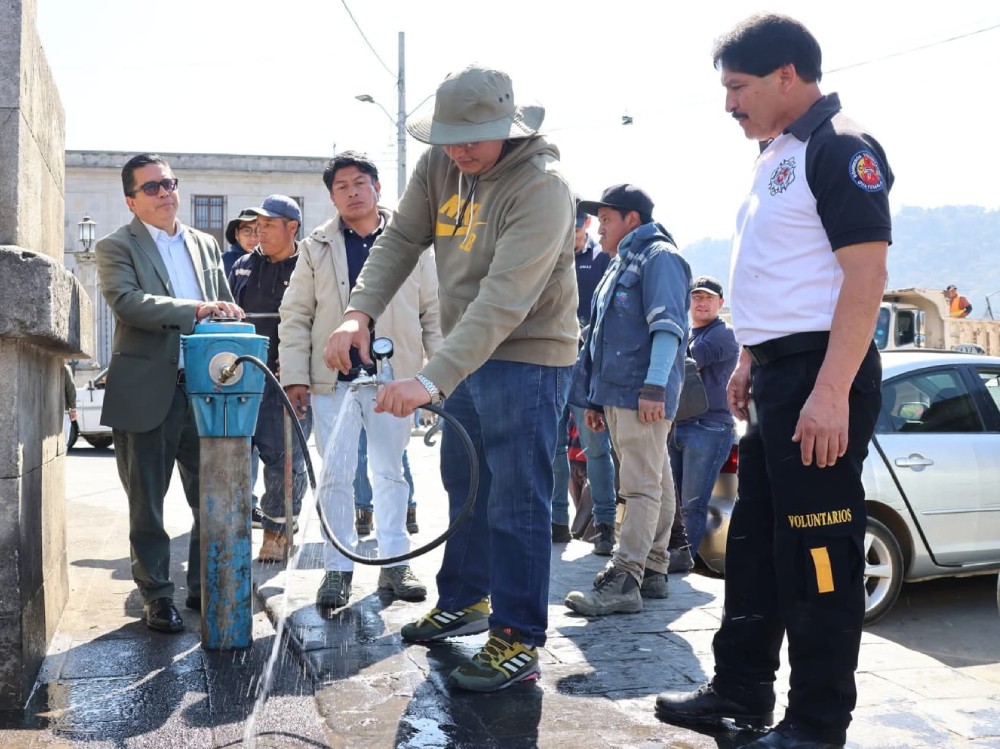 Verificación de hidrantes: refuerzan medidas de seguridad en la ciudad
