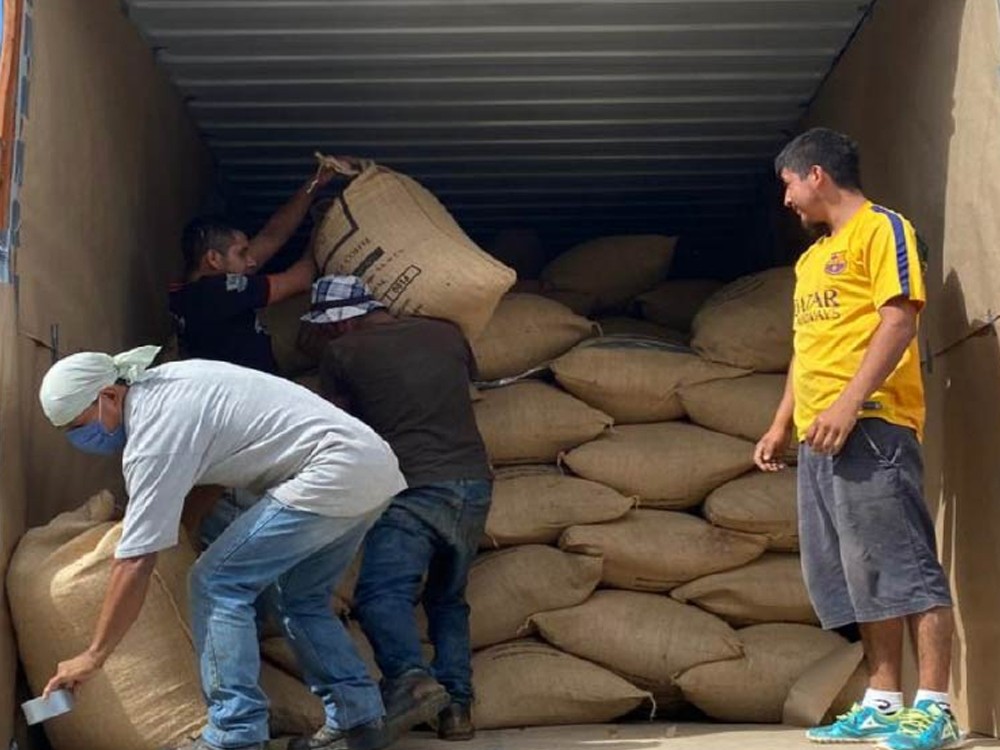 Vestuario y café lideran ventas al extranjero 