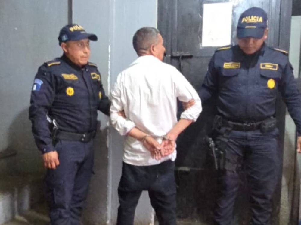 VIDEO | Capturan a hombre que disparaba al aire
