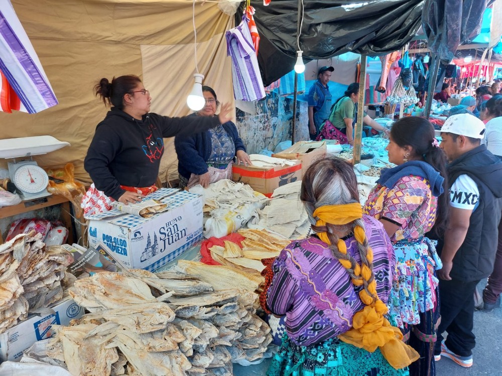 VIDEO | En marcha la coordinación para la instalación de ventas del Primer Viernes de Cuaresma 