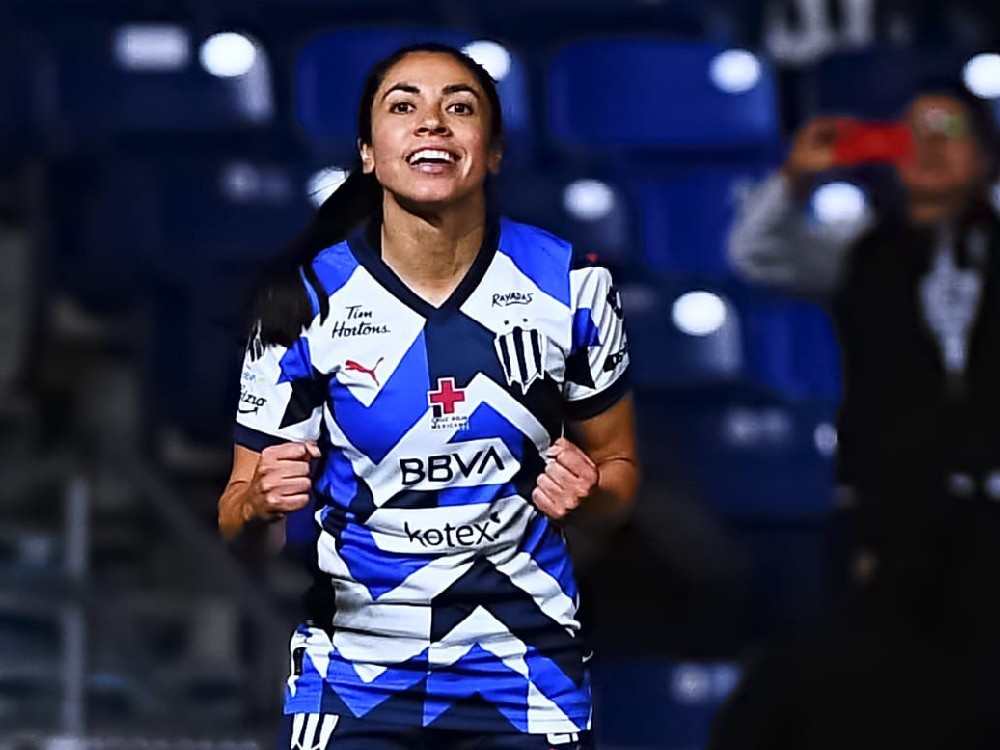 VIDEO | La brillante actuación de Ana Lucía Martínez con Rayadas