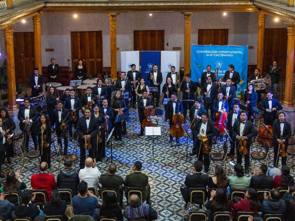 VIDEO | La Orquesta Sinfónica Regional de Occidente cautiva al público en su primera presentación en Xela