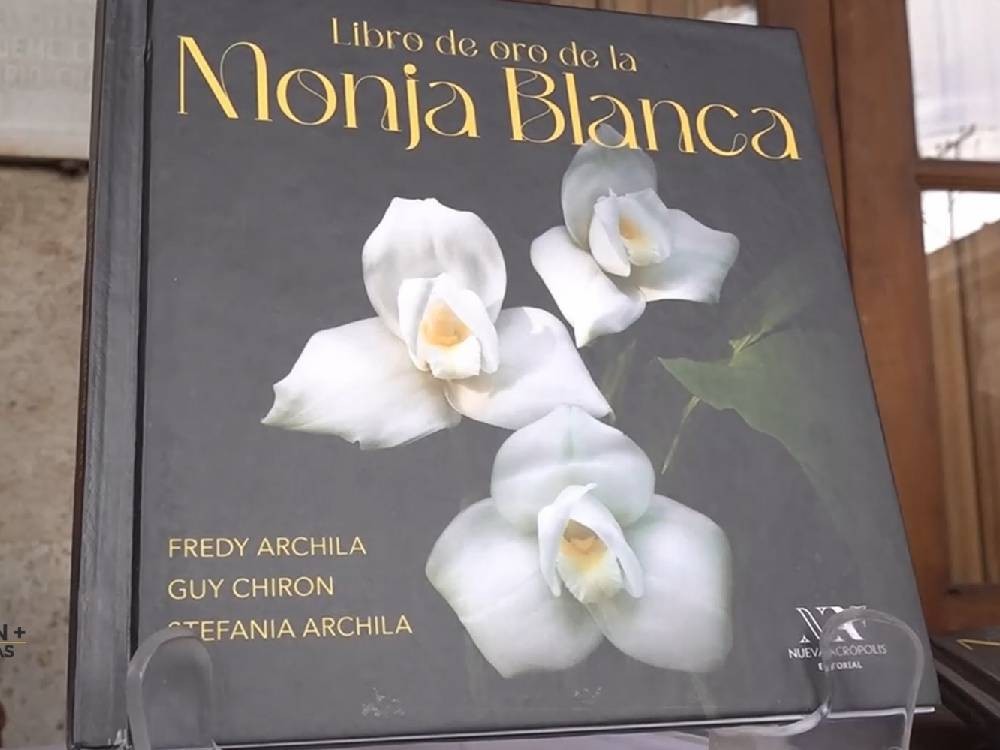 VIDEO | Presentan en Quetzaltenango el libro "Libro de Oro de la Monja Blanca" 