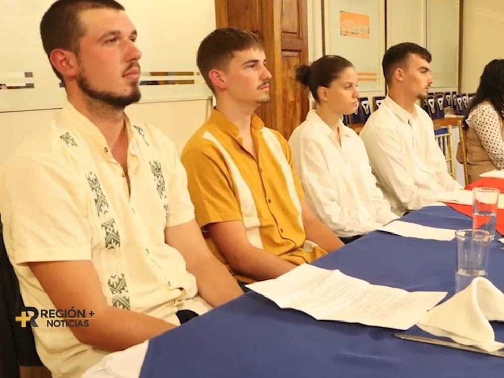 VIDEO | Reconocen a universitarios franceses por su aporte a la ciudad 