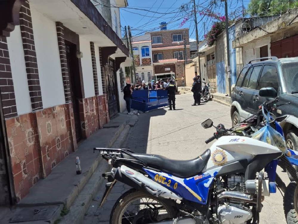 VIDEO| Hombre es hallado sin vida en la zona 10 de Xela