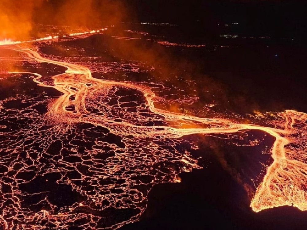 Volcán islandés vuelve a entrar en erupción por sexta vez desde diciembre