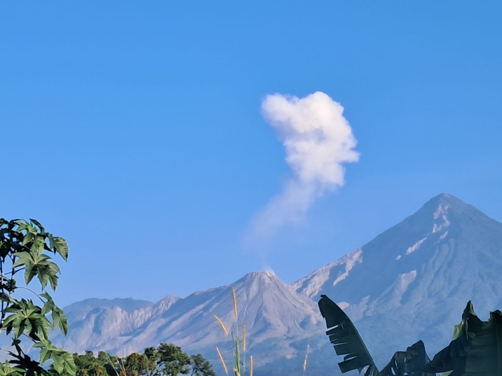 Volcán Santiaguito registra dos explosiones por hora