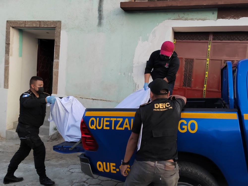 Xela: Así ocurrió el hallazgo de la mujer que murió sola en casa