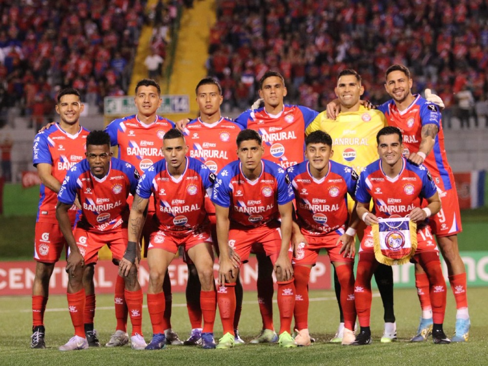 Xelajú comienza la serie rumbo a la gloria centroamericana