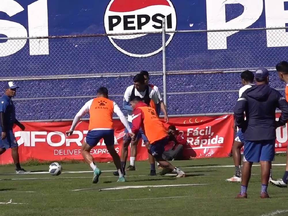 Xelajú debuta este domingo en el Clausura 2025 visitando a Achuapa