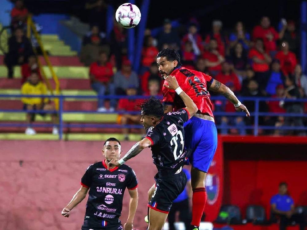 Xelajú le da vuelta a la página y comienza a preparar el crucial juego ante Firpo