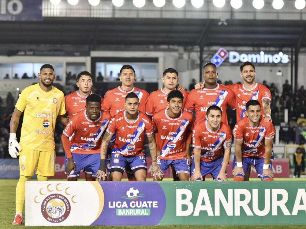 Xelajú MC empata en Antigua y se perfila en su pase a la final en casa