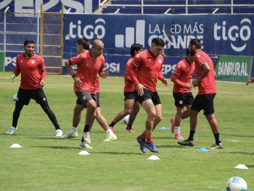 Xelajú quiere aprovechar al máximo los días que restan para el arranque del torneo 