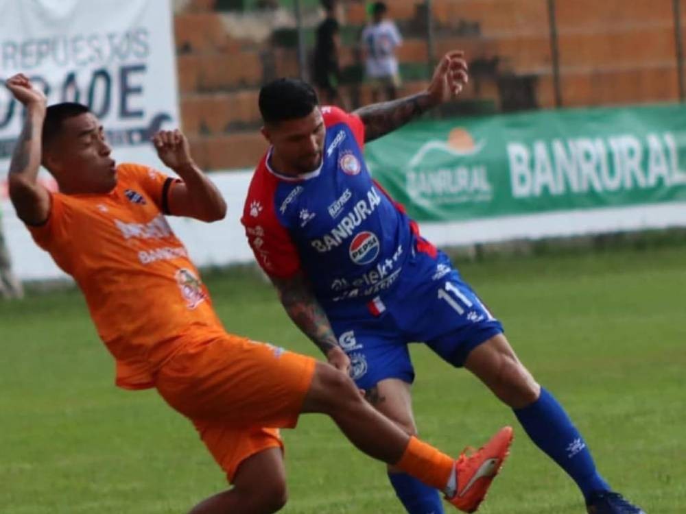 Xelajú siembra dudas con un paso irregular en el torneo de Liga Nacional