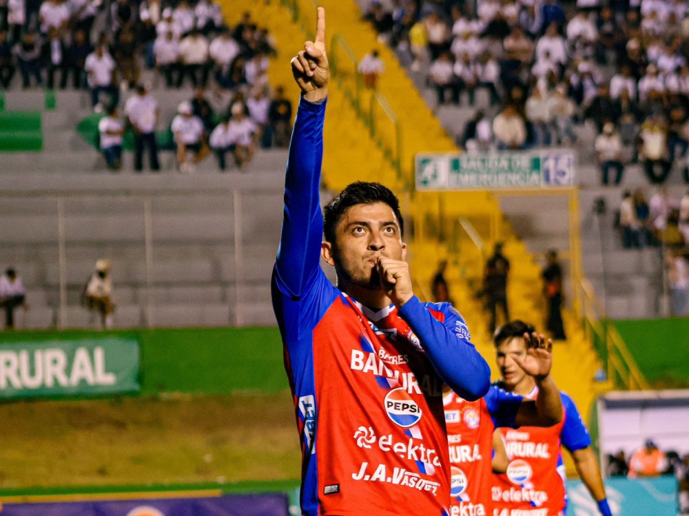 Xelajú sigue en racha, ocho juegos sin conocer la derrota