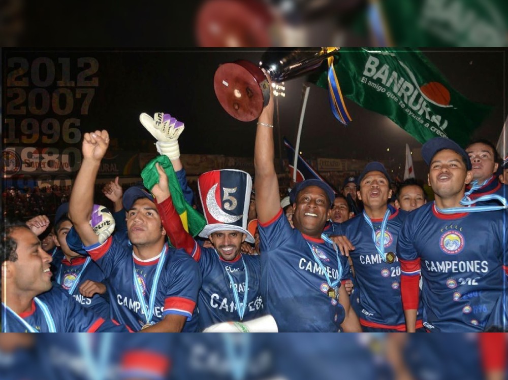 Xelajú y Municipal una serie que disputará su tercera final en torneos cortos 